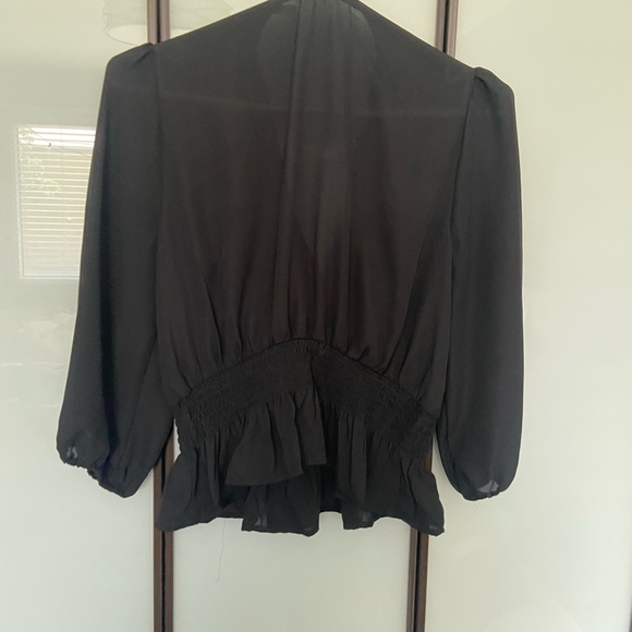 Black flowy blouse with tie at the waist - Picture 2 of 3